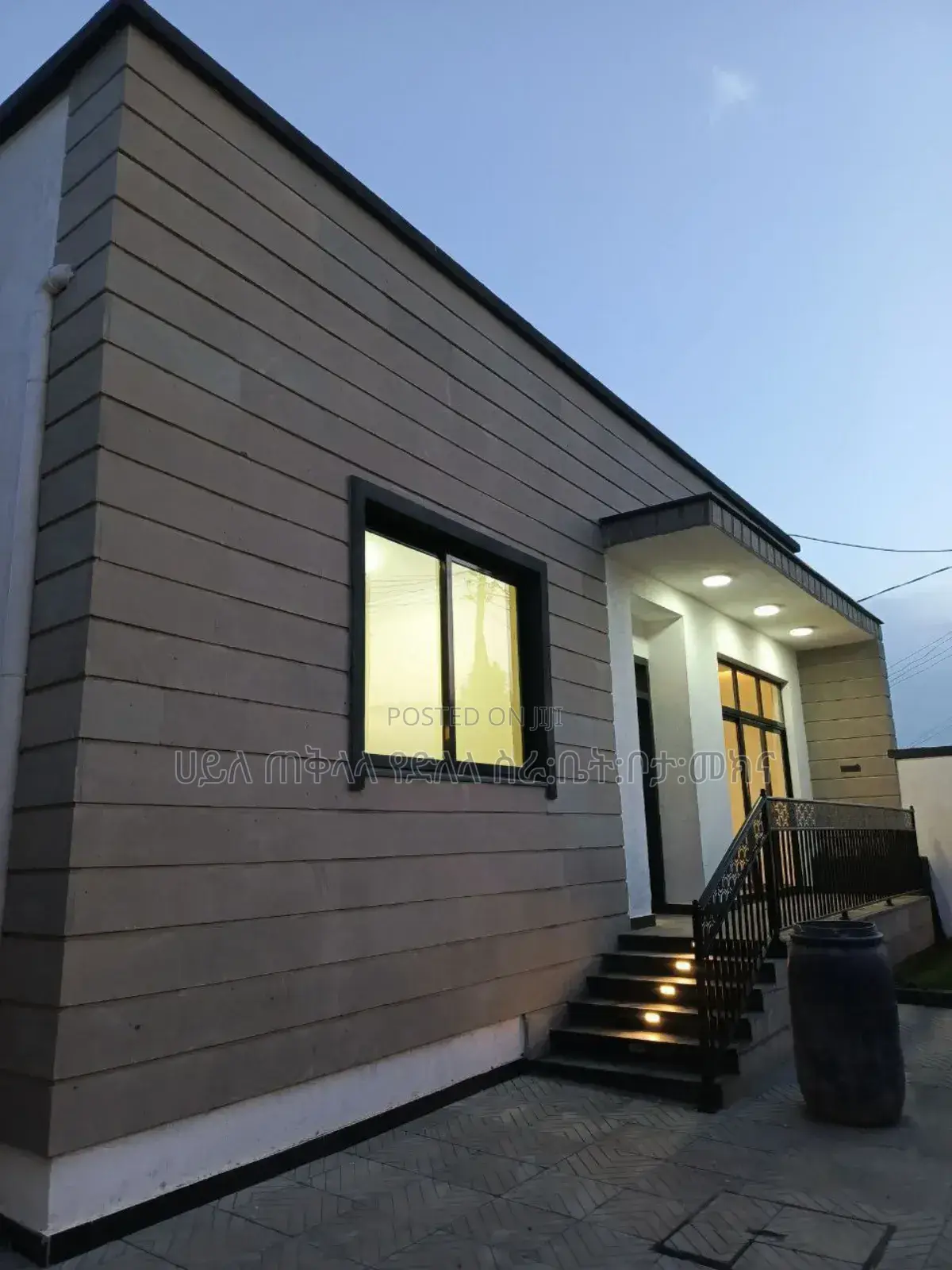 Furnished 3bdrm Villa in ለገጣፎ አባክሮሲ አካባቢ, Oromia-Finfinne for sale