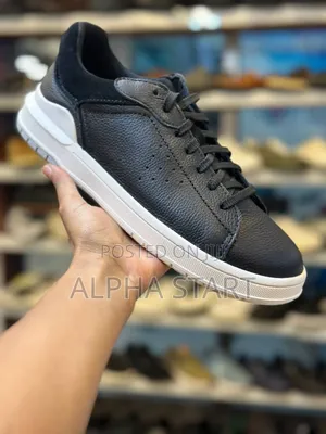  Clark's Tm Master Quality
 Black Color Made in Veitnam