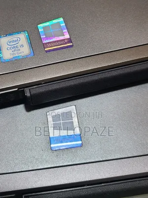 Photo - New Laptop HP Elite X2 1012 8GB Intel Core I5 SSD 256GB