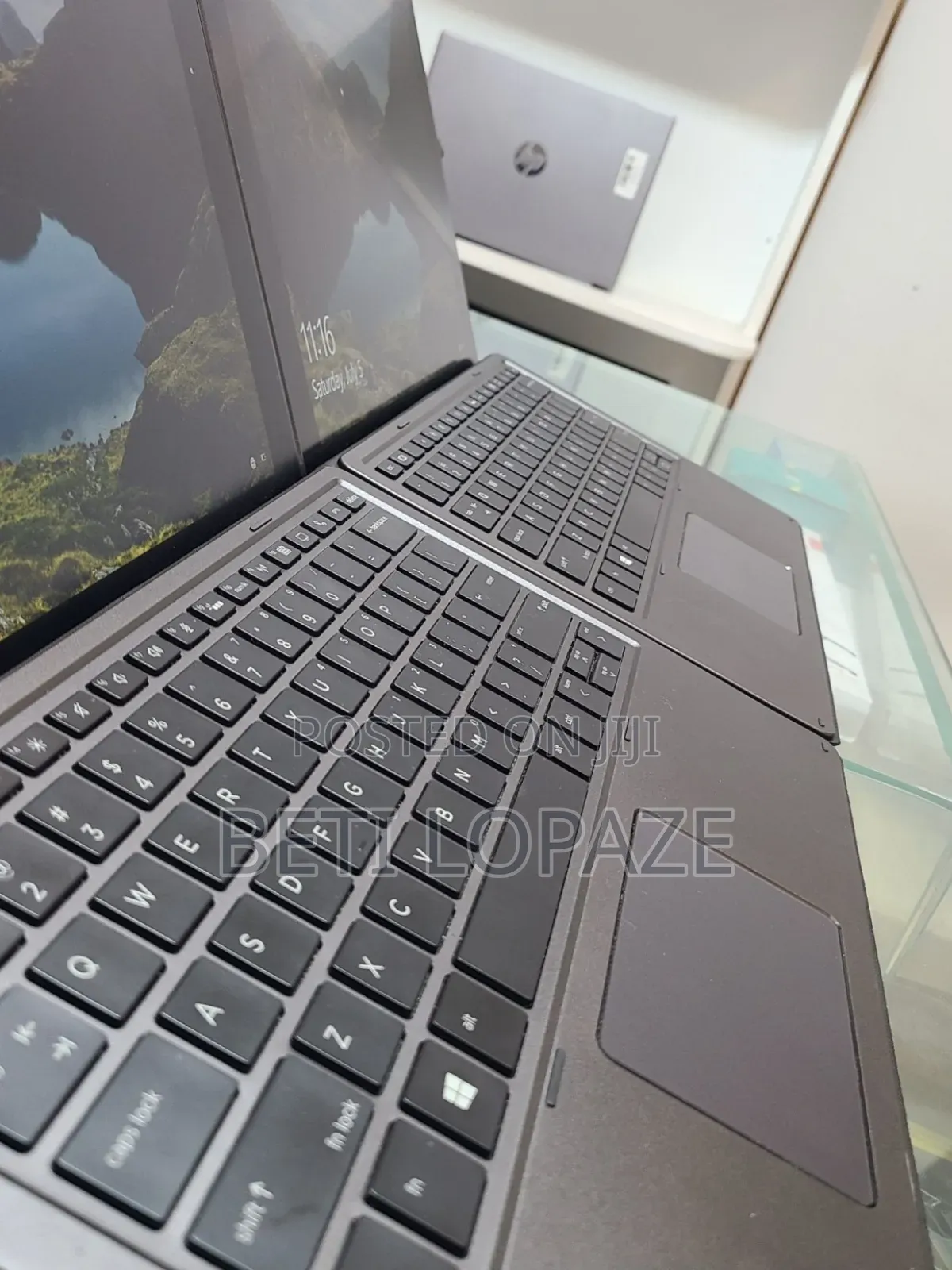 New Laptop HP Elite X2 1012 8GB Intel Core I5 SSD 256GB