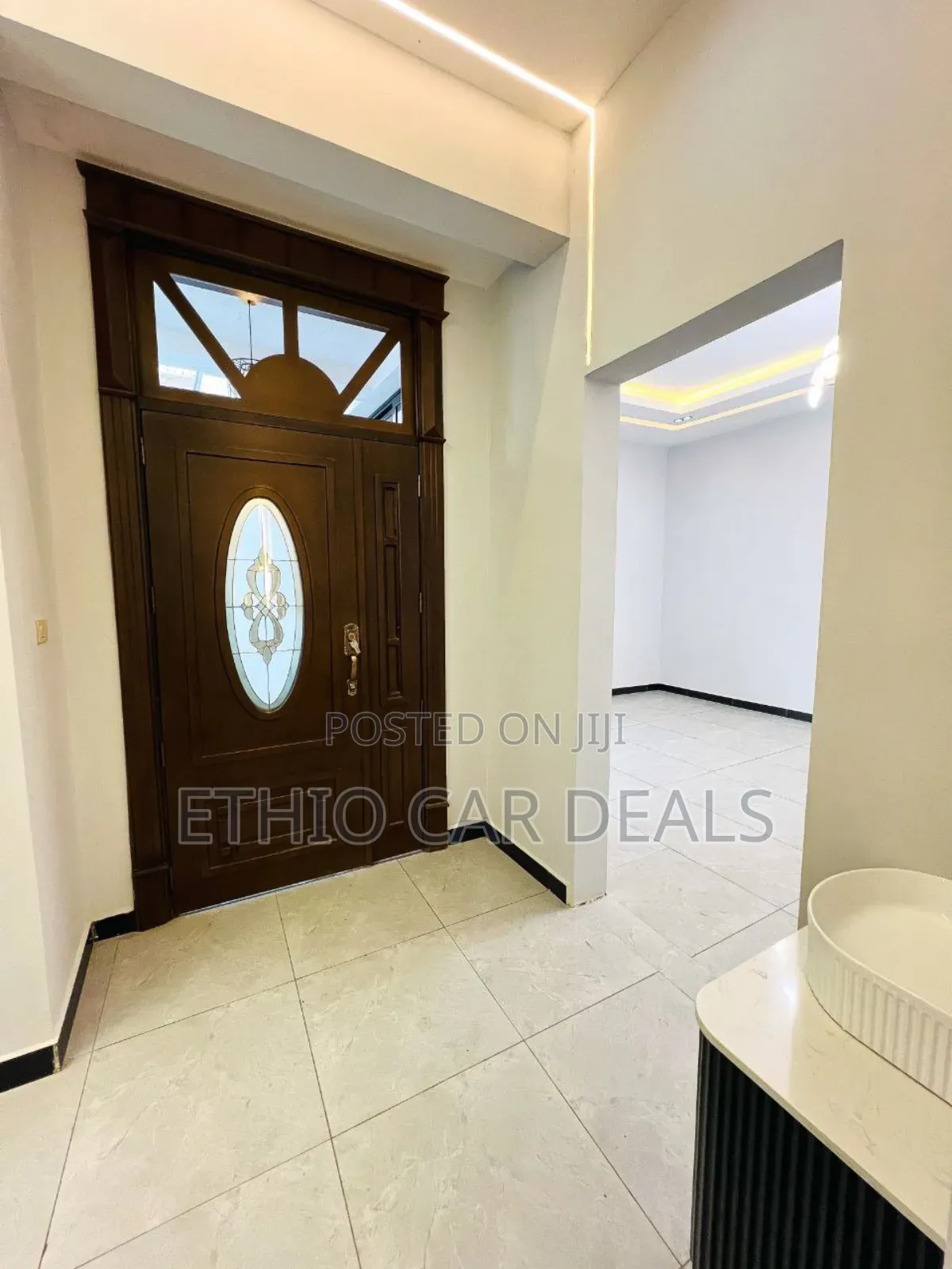 Furnished 3bdrm Villa in Bole for sale