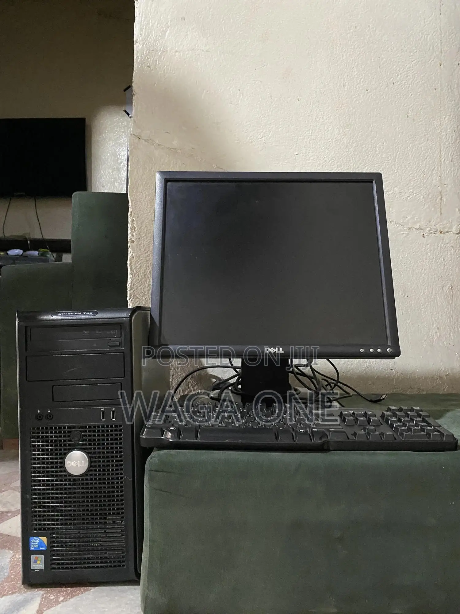 Desktop Computer Dell OptiPlex 780 4GB Intel Core 2 Duo HDD 500GB