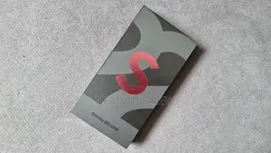 Photo - New Samsung Galaxy S22 Ultra 5G 128 GB Black