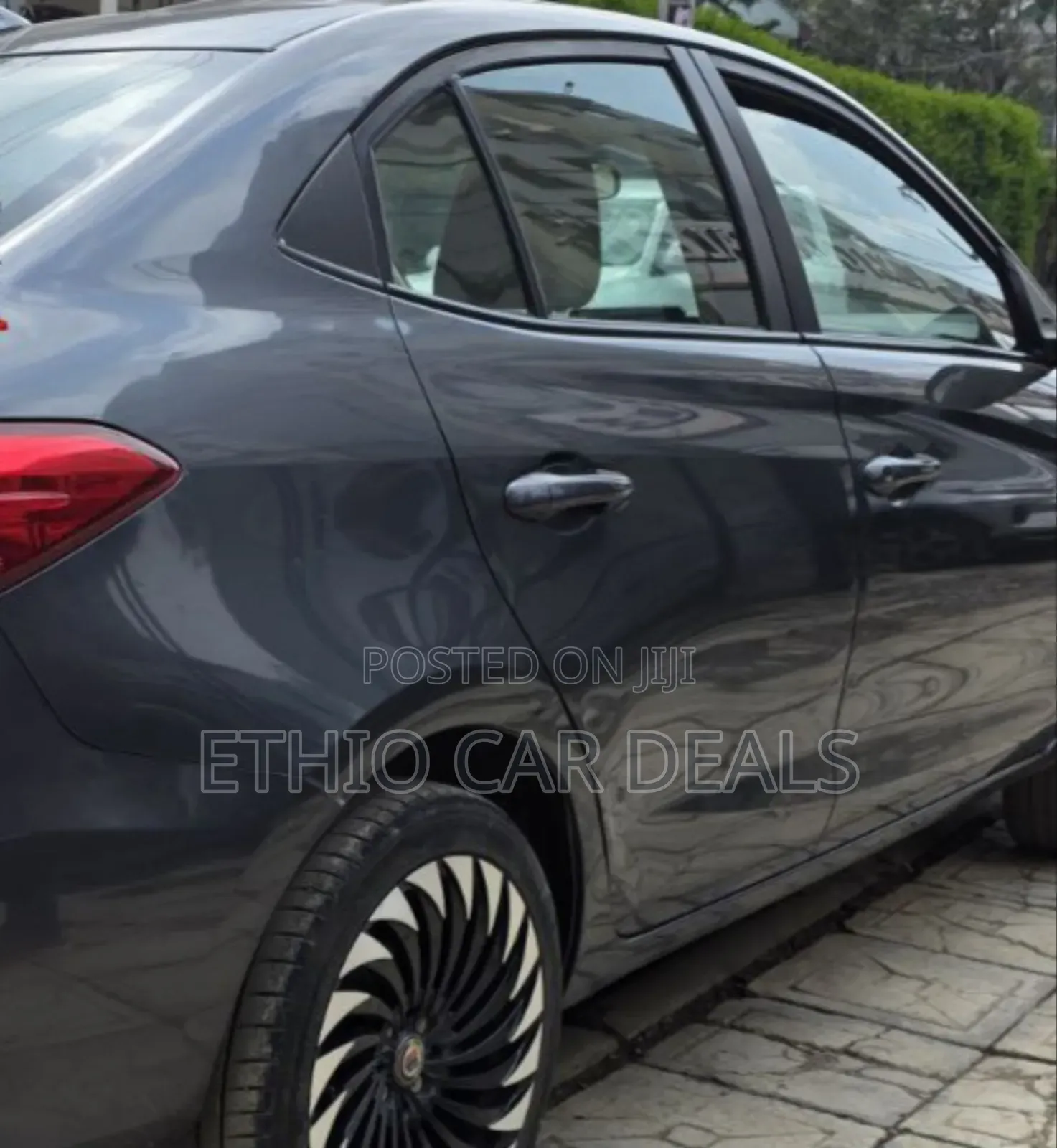 Toyota Yaris 2021 Black