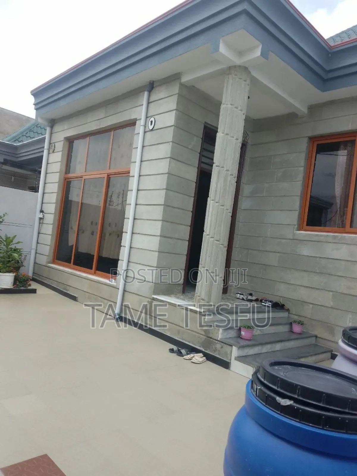Furnished 3bdrm Villa in Summit 250M2, Bole for sale