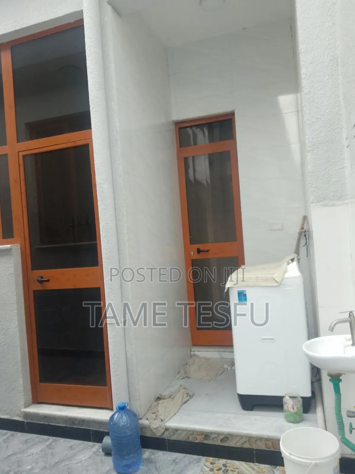 Furnished 3bdrm Villa in Summit 250M2, Bole for sale