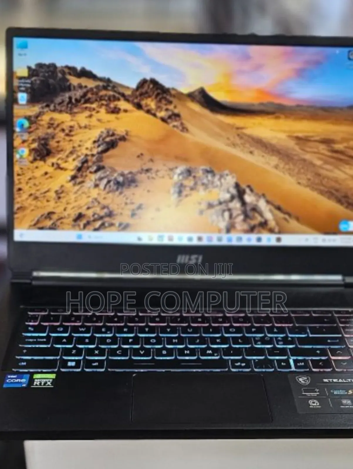 New Laptop MSI Stealth 16 AI Studio 16GB Intel Core I7 SSD 1T