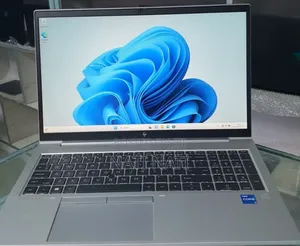New Laptop HP EliteBook 850 G8 8GB Intel Core I5 SSD 512GB