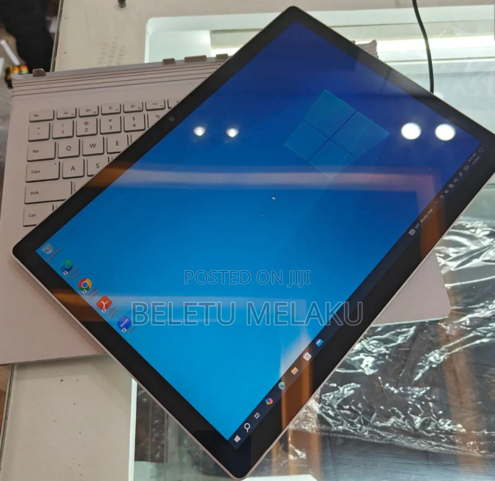 New Laptop Microsoft Surface Book 3 16GB Intel SSD 256GB