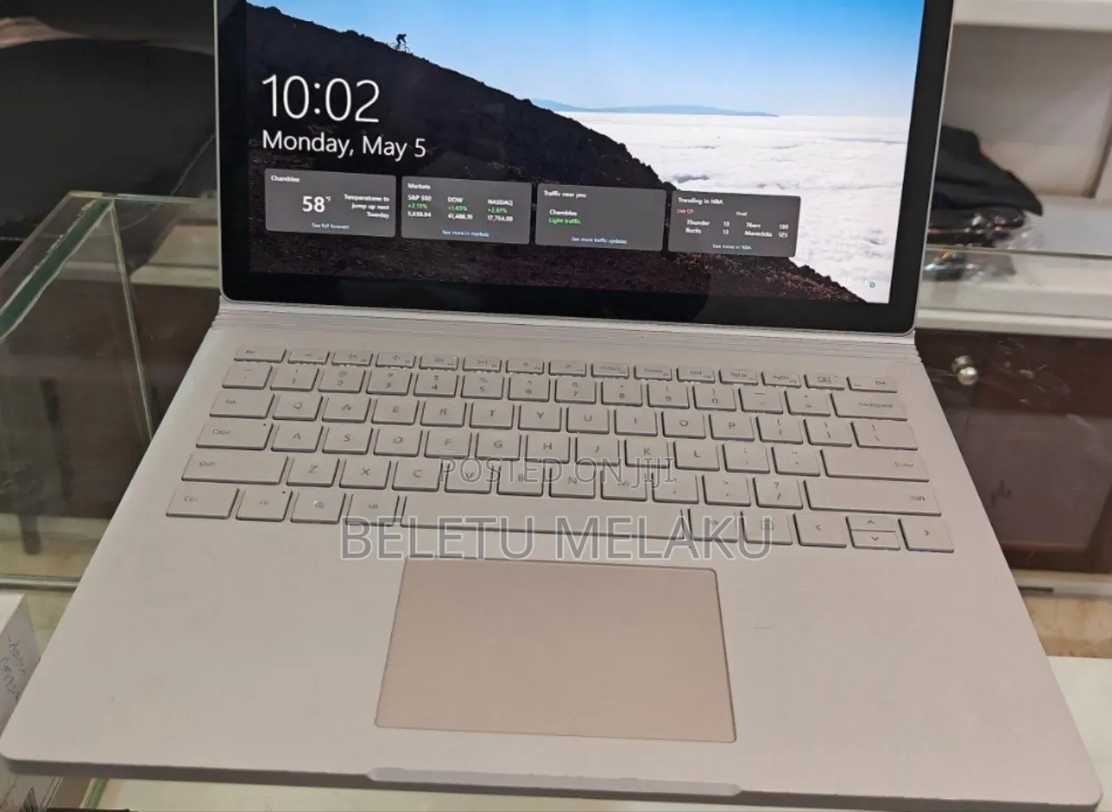 New Laptop Microsoft Surface Book 3 16GB Intel SSD 256GB