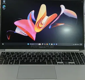 New Laptop 8GB Intel Core I3 SSD 256GB