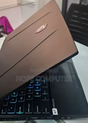 New Laptop MSI Pulse GL66 16GB Intel Core I7 SSD 256GB