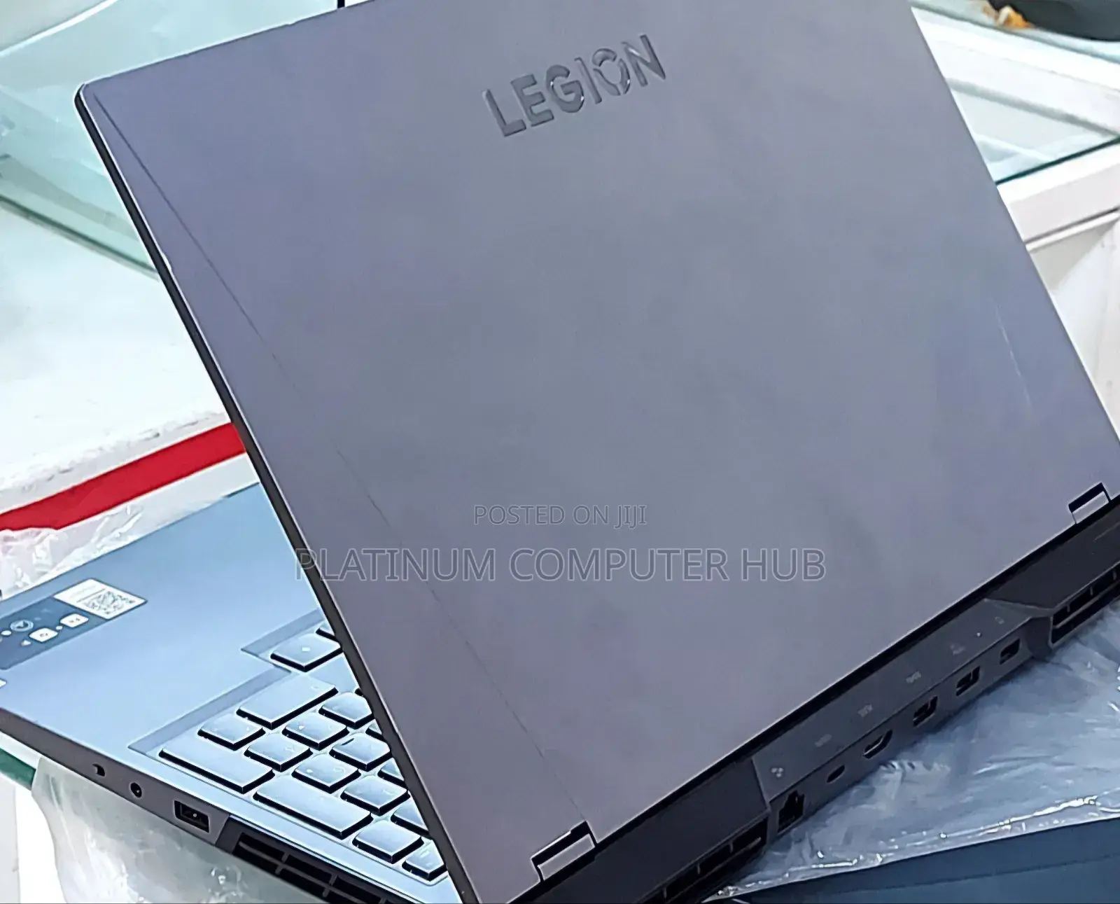 New Laptop Lenovo Legion 5 16GB AMD Ryzen 7 SSD 512GB