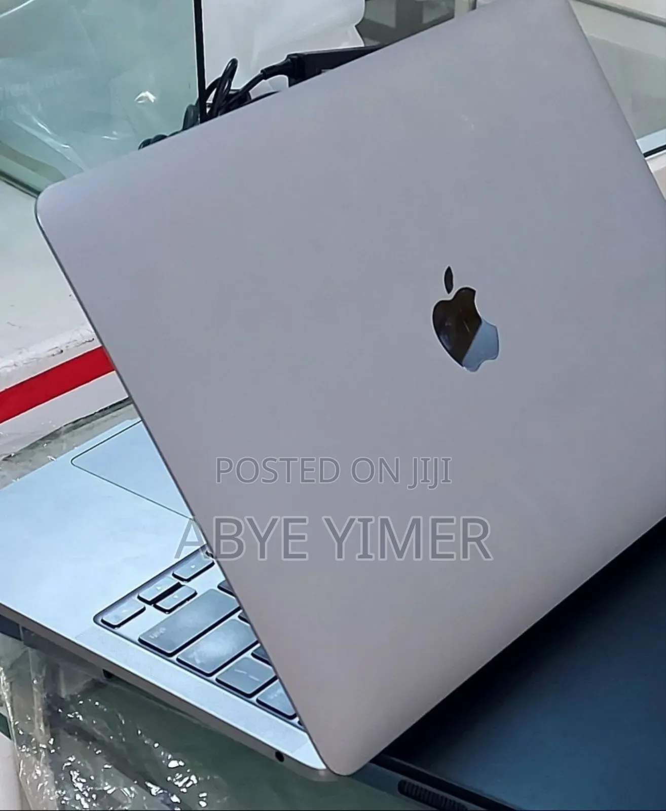 New Laptop Apple MacBook Pro 2021 M1 8GB Intel Core M2 SSD 256GB
