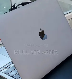 New Laptop Apple MacBook Air 2022 M2 8GB Apple M2 SSD 256GB