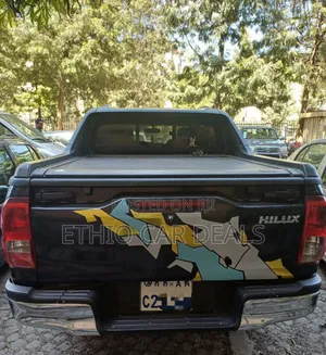 Toyota Hilux 2017 Black