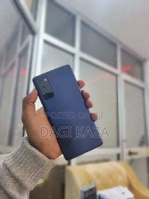 Photo - Samsung Galaxy S20 FE 128 GB Blue