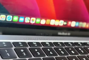 Photo - New Laptop Apple MacBook Pro 2020 8GB Intel Core I5 SSD 256GB