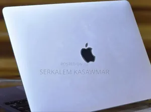 New Laptop Apple MacBook Pro 2020 8GB Intel Core I5 SSD 256GB