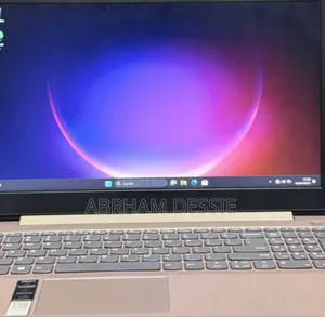 New Laptop Lenovo 8GB Intel Core I3 SSD 256GB