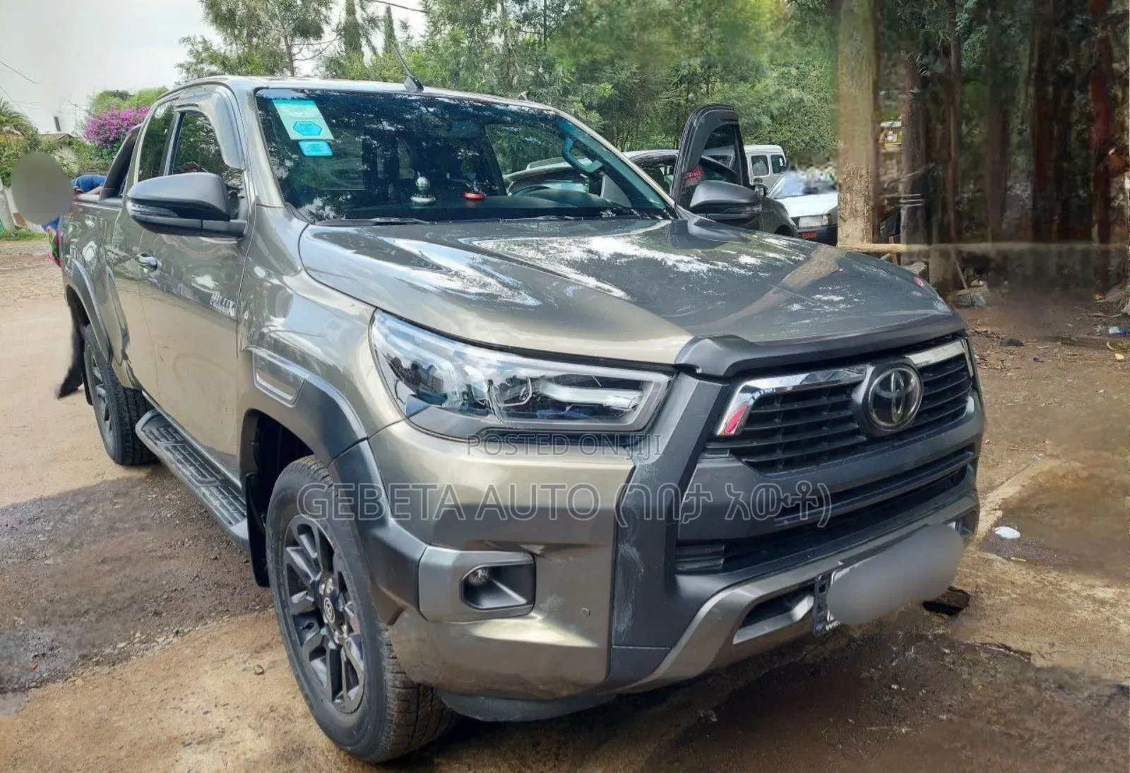 Toyota Hilux 2022 Silver