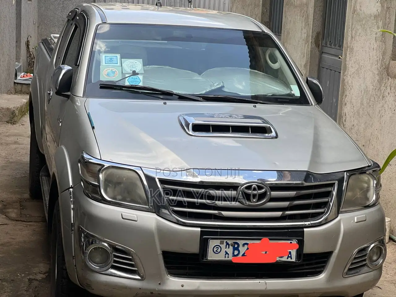 Toyota Hilux 2012 Silver
