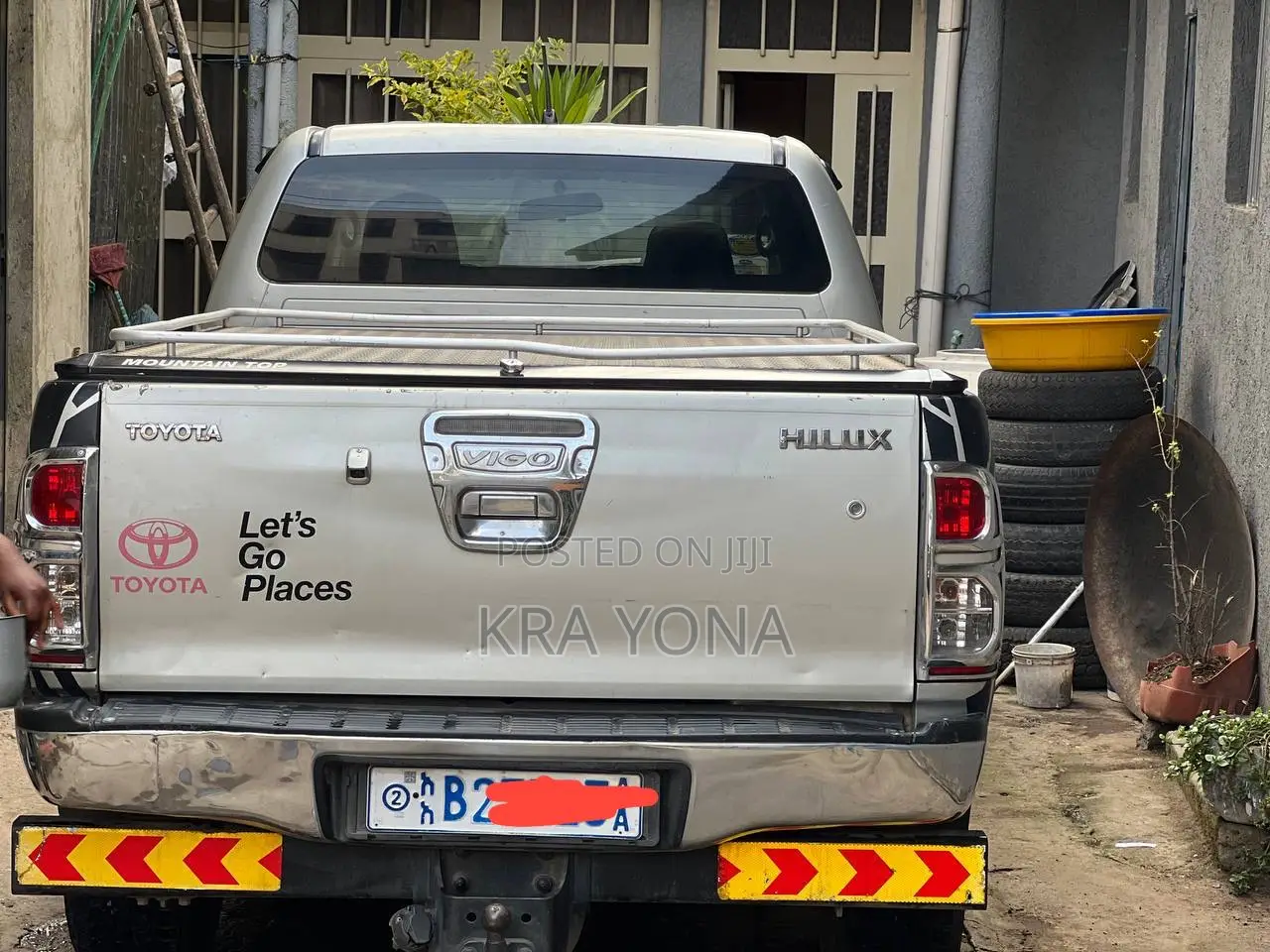 Toyota Hilux 2012 Silver
