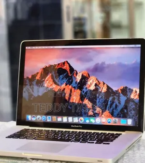 New Laptop Apple MacBook Pro 4GB Intel Core I7 SSD 512GB