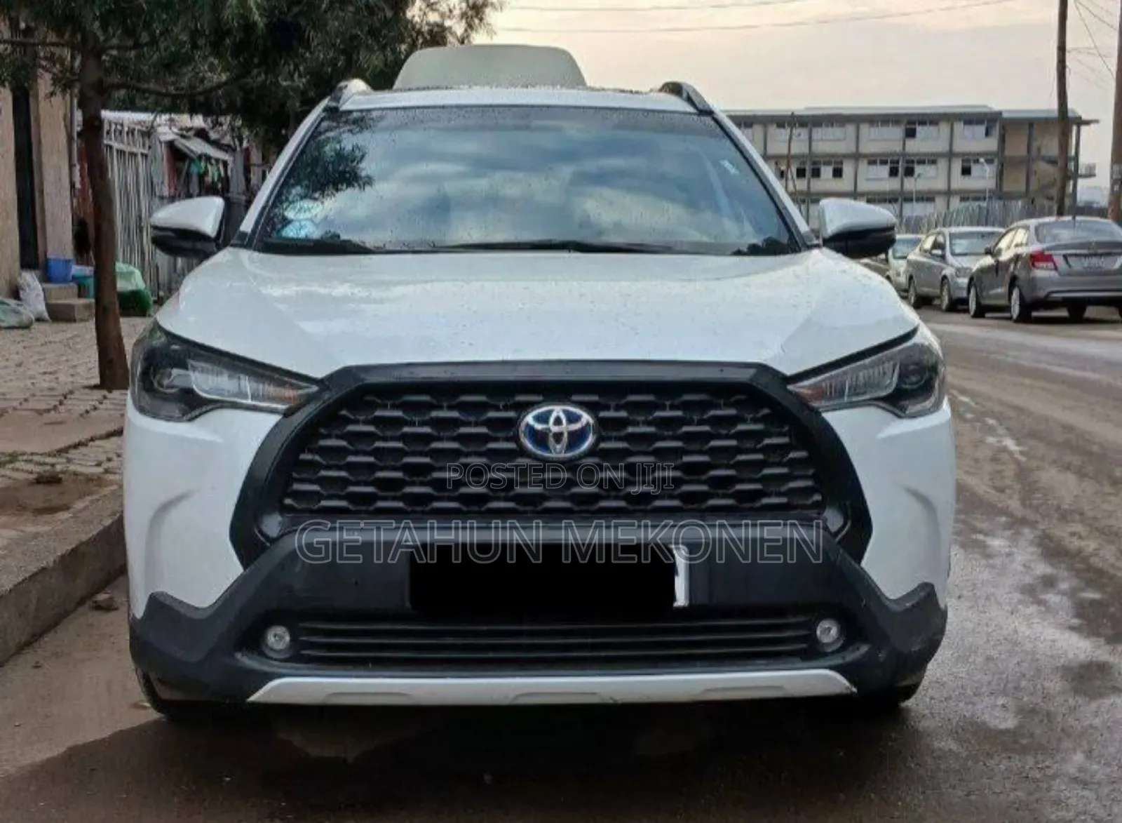 Toyota Corolla Cross Hybrid 2024 White