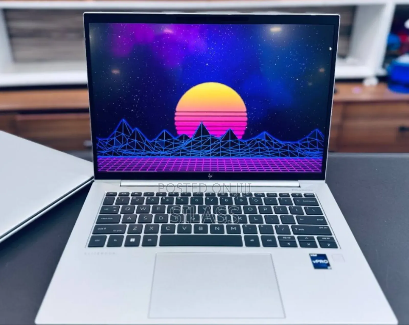 New Laptop HP EliteBook 840 G9 16GB Intel Core I7 SSD 512GB