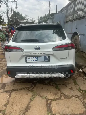 Toyota Corolla 2022 White