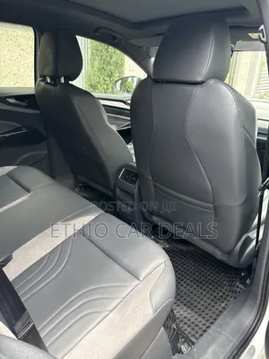 Volkswagen ID.4 2024 White