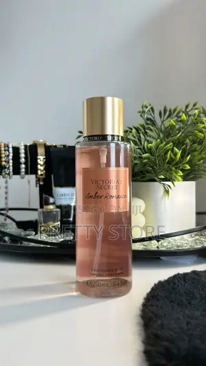 Photo - Victoria’S Secret Amber Romance