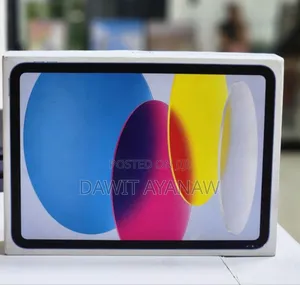 Photo - New Apple iPad 10.2 (2020) 64 GB Silver