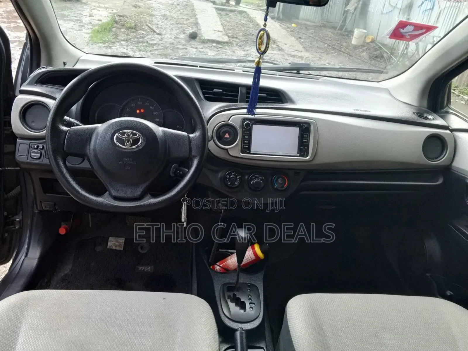Toyota Yaris 2012 Black