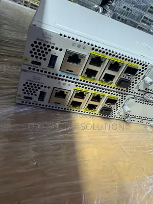 Photo - Cisco 8300 Router