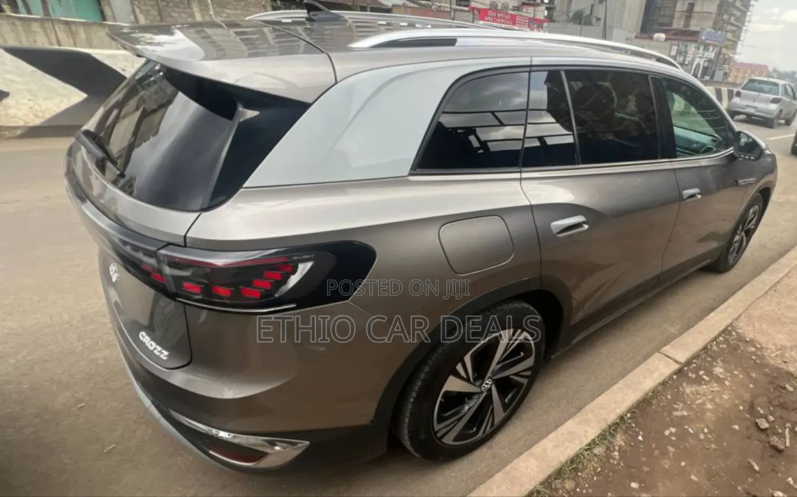 Volkswagen ID.6 2023 Beige