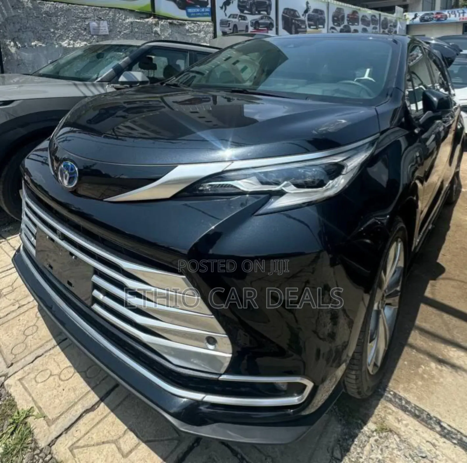 New Toyota Sienna 2024 White