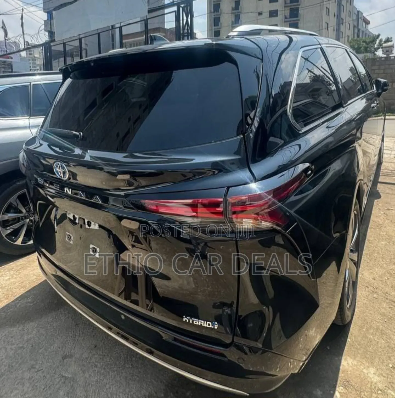 New Toyota Sienna 2024 White