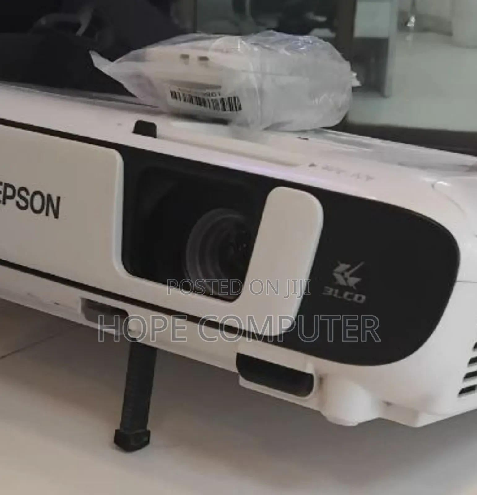 Eepson Projector