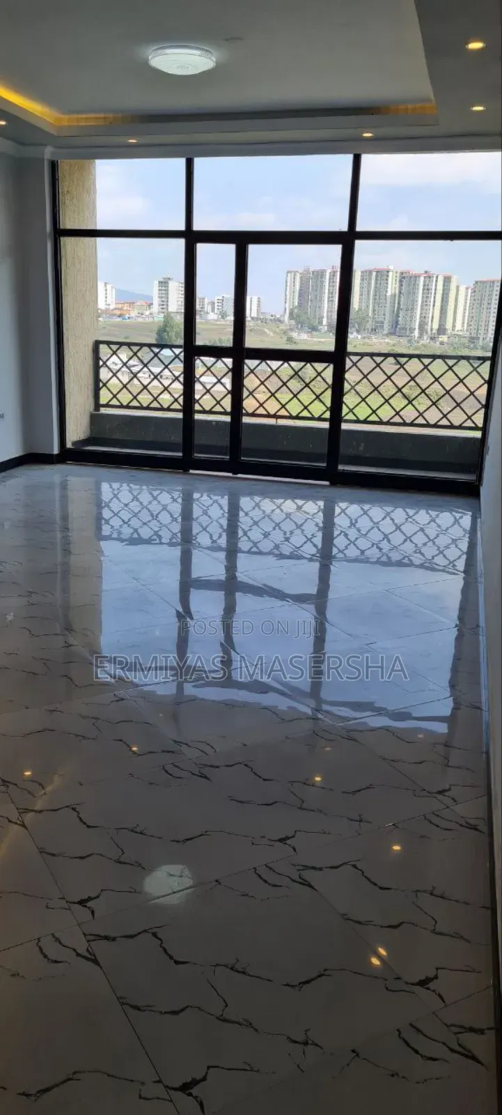 Furnished 4bdrm Apartment in Yeka for sale