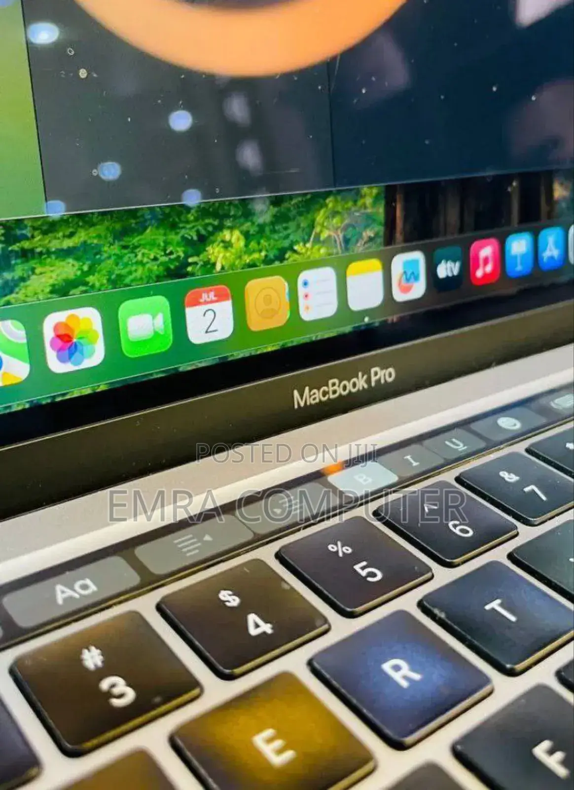 New Laptop Apple MacBook Pro M1 8GB Apple M1 Pro SSD 256GB