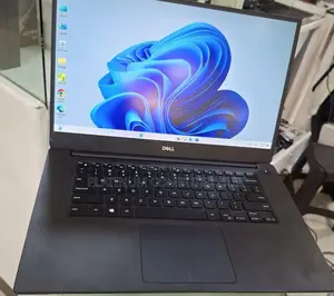 New Laptop Dell Precision 5540 16GB Intel Core I7 SSD 512GB