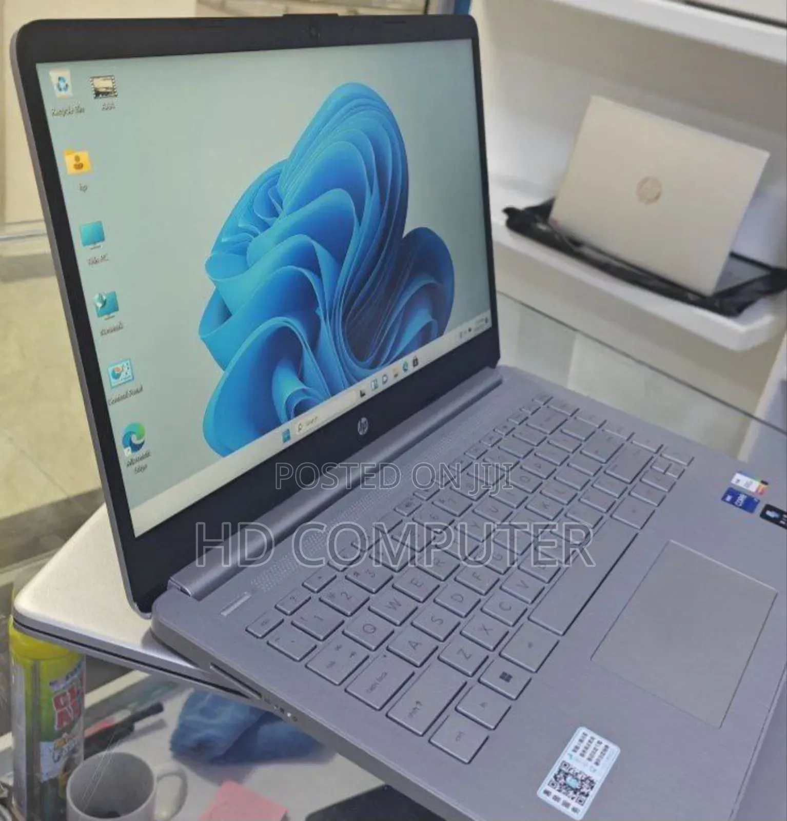 New Laptop HP Stream Notebook 8GB Intel Core I7 SSD 1T