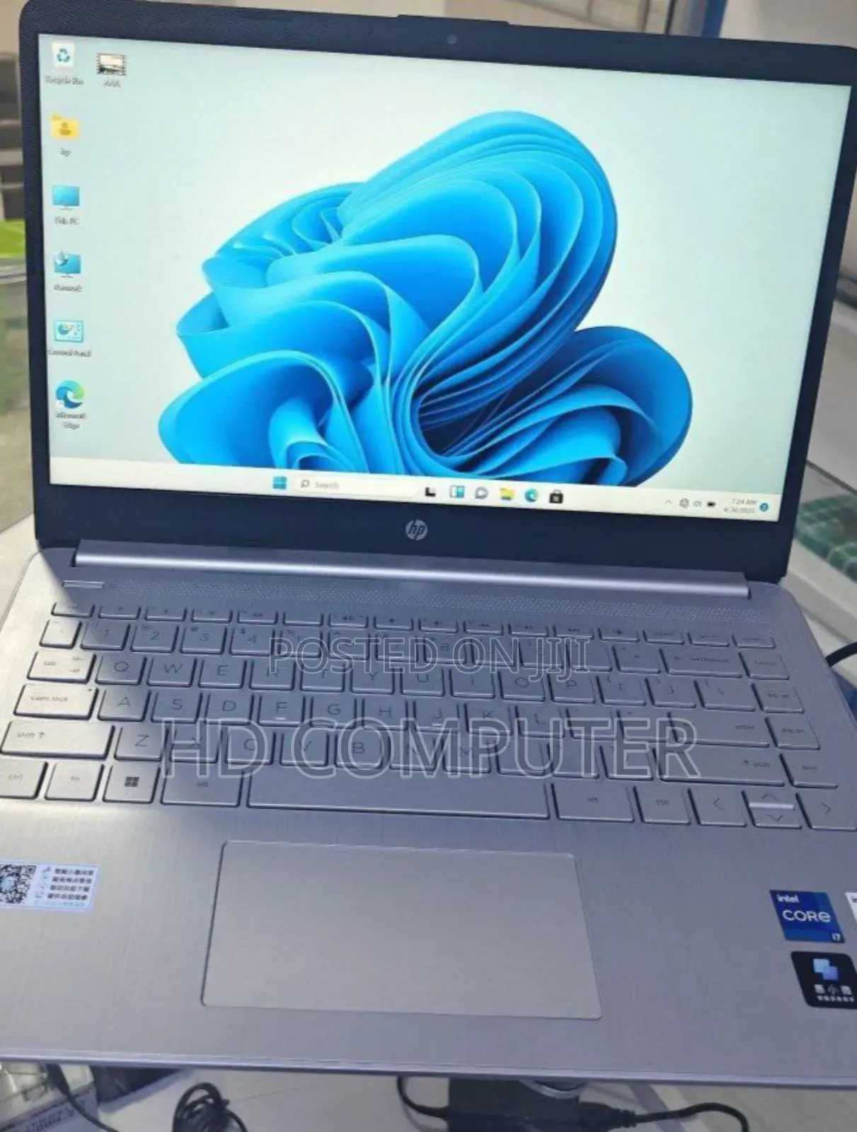 New Laptop HP Stream Notebook 8GB Intel Core I7 SSD 1T