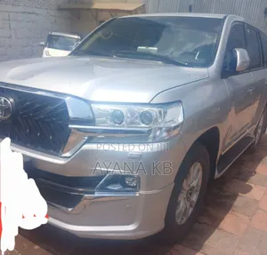 Toyota Land Cruiser 2019 Silver