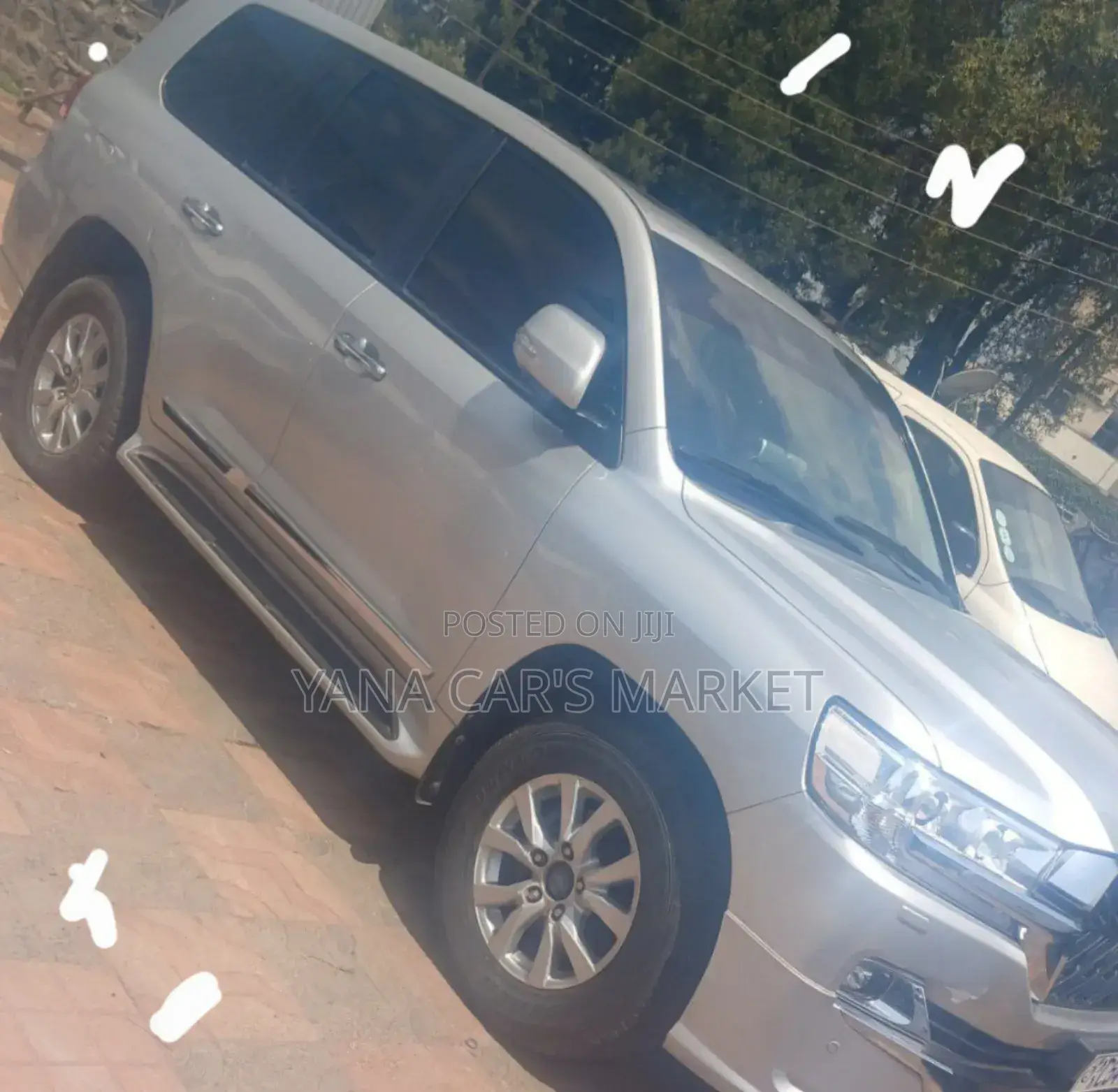 Toyota Land Cruiser 2019 Silver