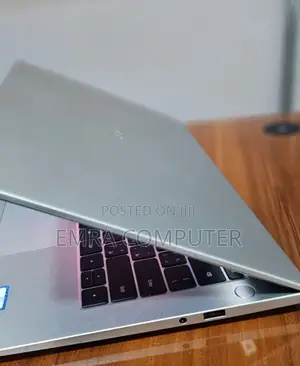 New Laptop Huawei MateBook 13 WRT-W19E 8GB AMD Ryzen 5 SSD 512GB