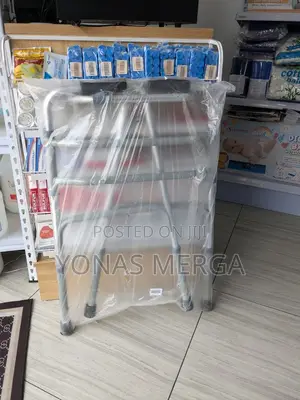 Photo - Adult Walker Frame Lets You Walk赤ىsupports Users Up to 150kg