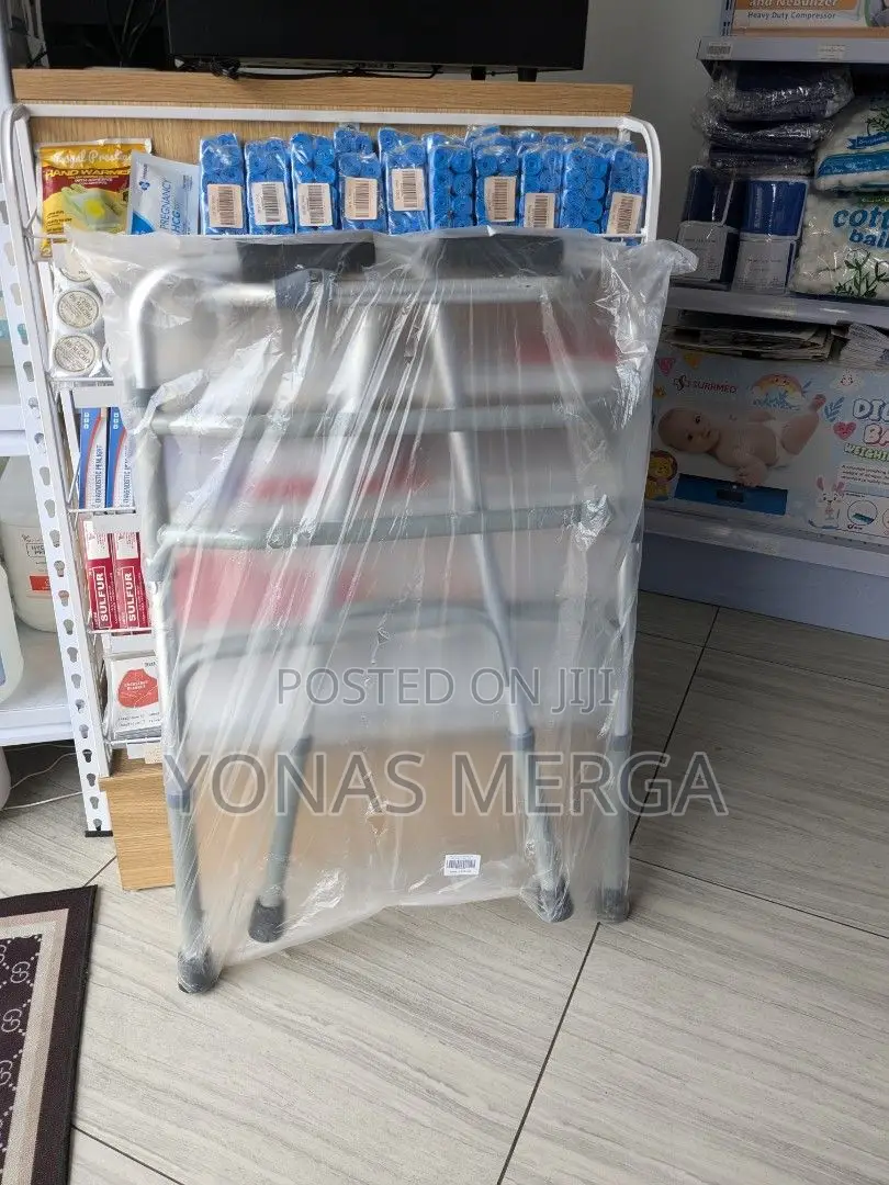 Adult Walker Frame Lets You Walk赤ىsupports Users Up to 150kg